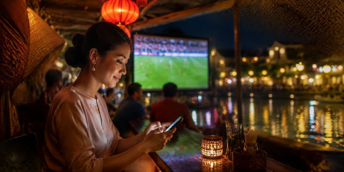 Hội An với chủ đề bóng đá trực tuyến và người dùng kiểm tra ưu đãi